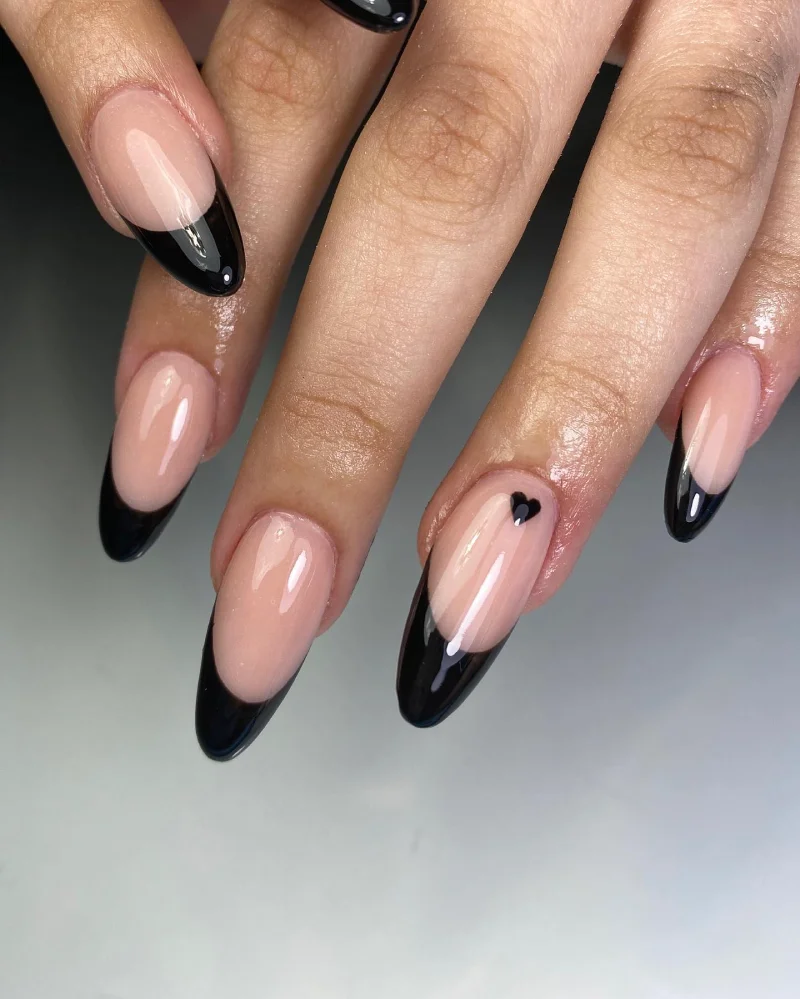 Black Valentines Day Nails