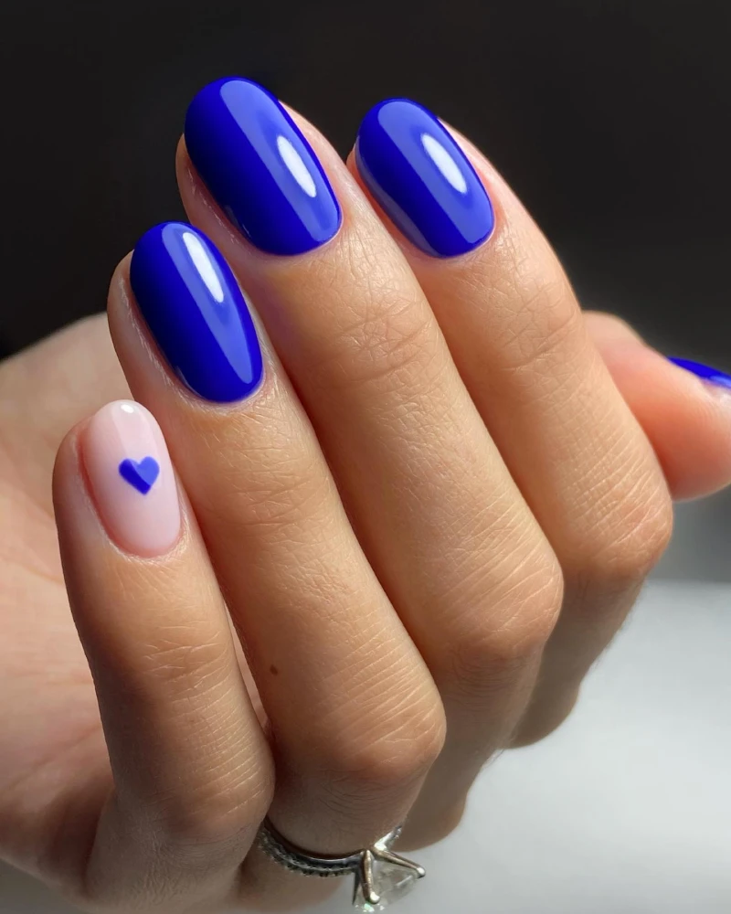 Blue Valentine Nails