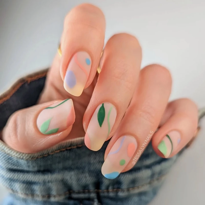 Minimalist Nails