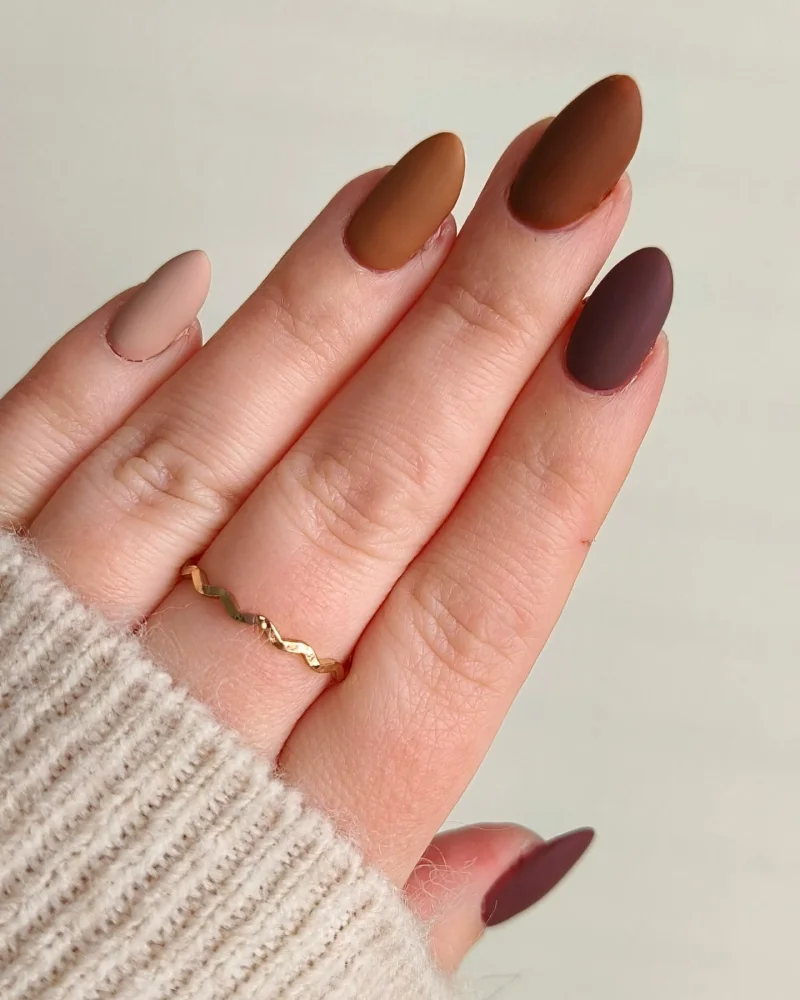 Neutral Nails