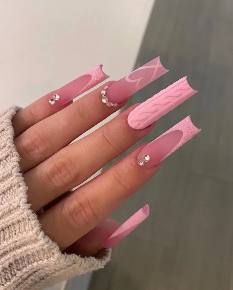 Pink Valentine’s Day Nail