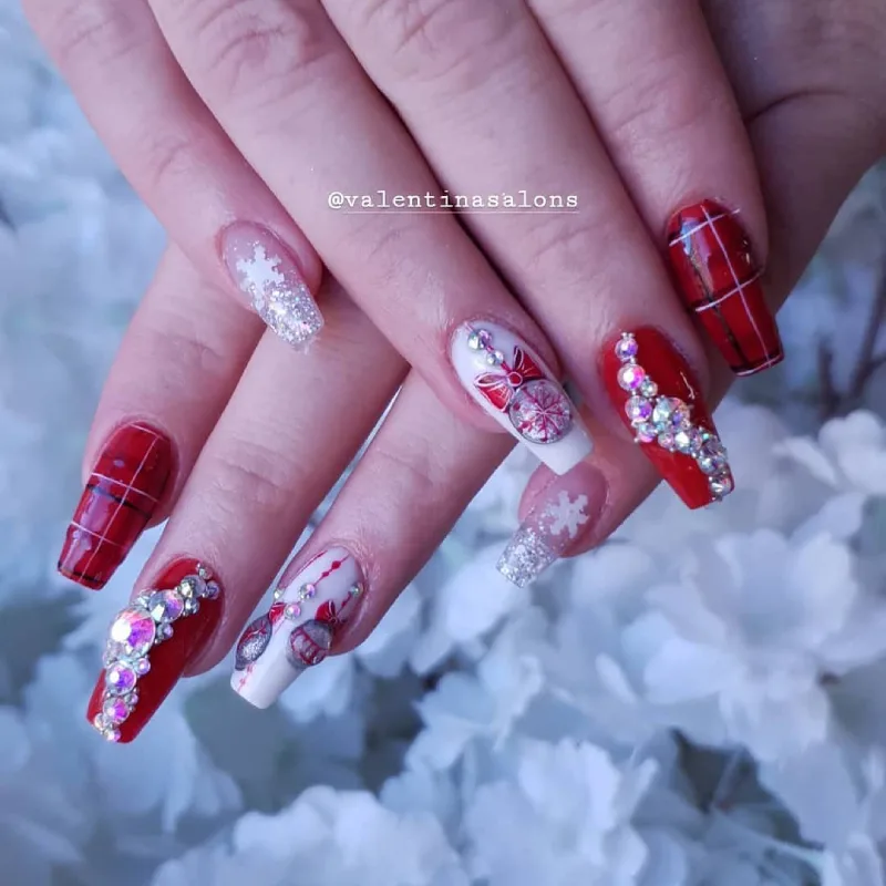 Red and White Christmas Nail Designs