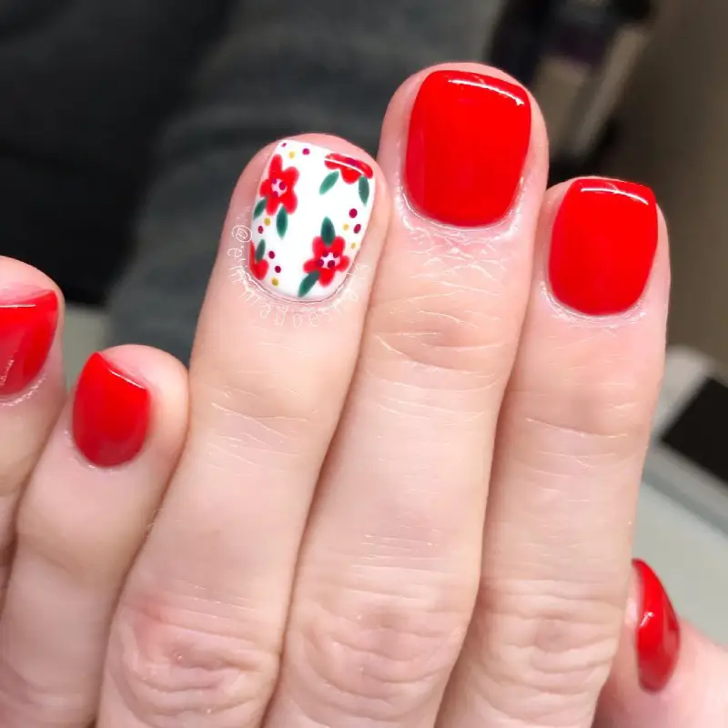 Red and White Christmas Nail Designs