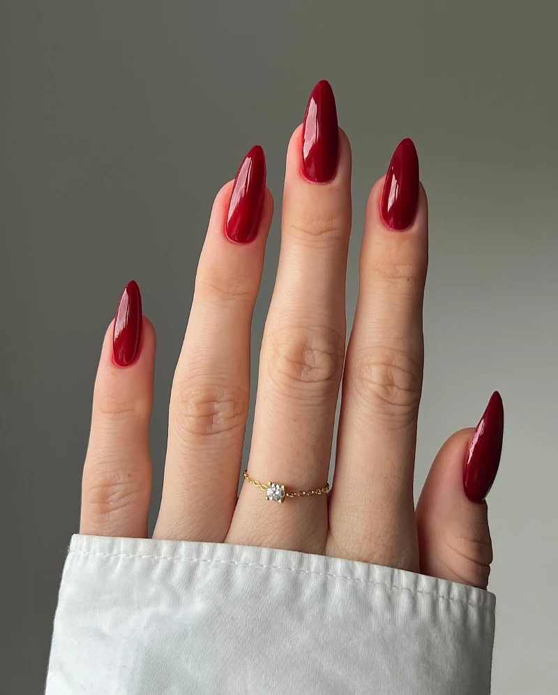 Red Nails