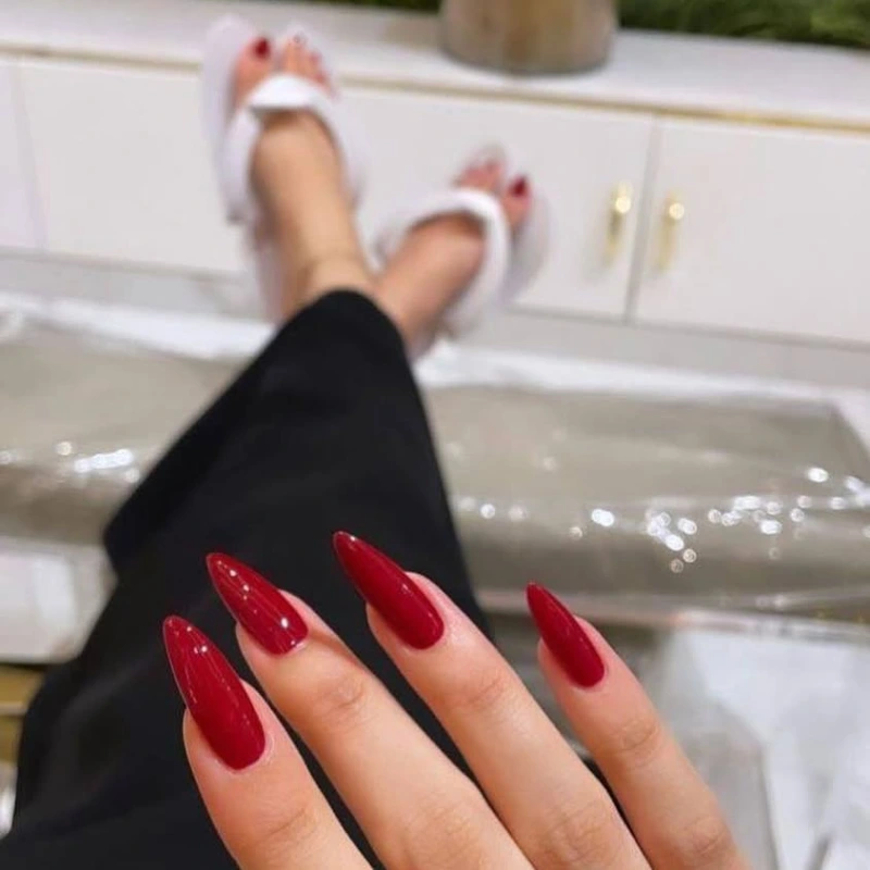 Red Nails