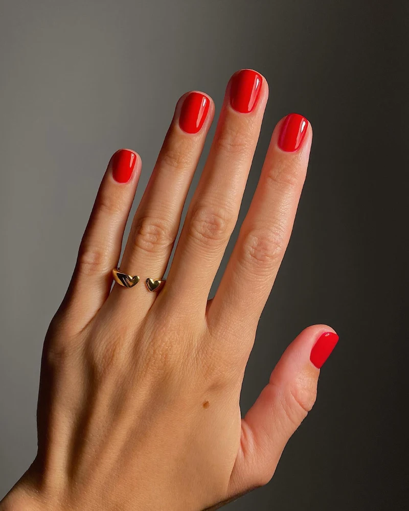 Red Nails