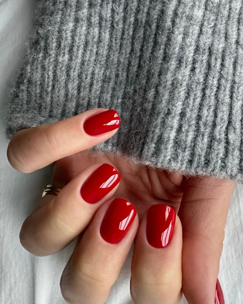 Red Nails