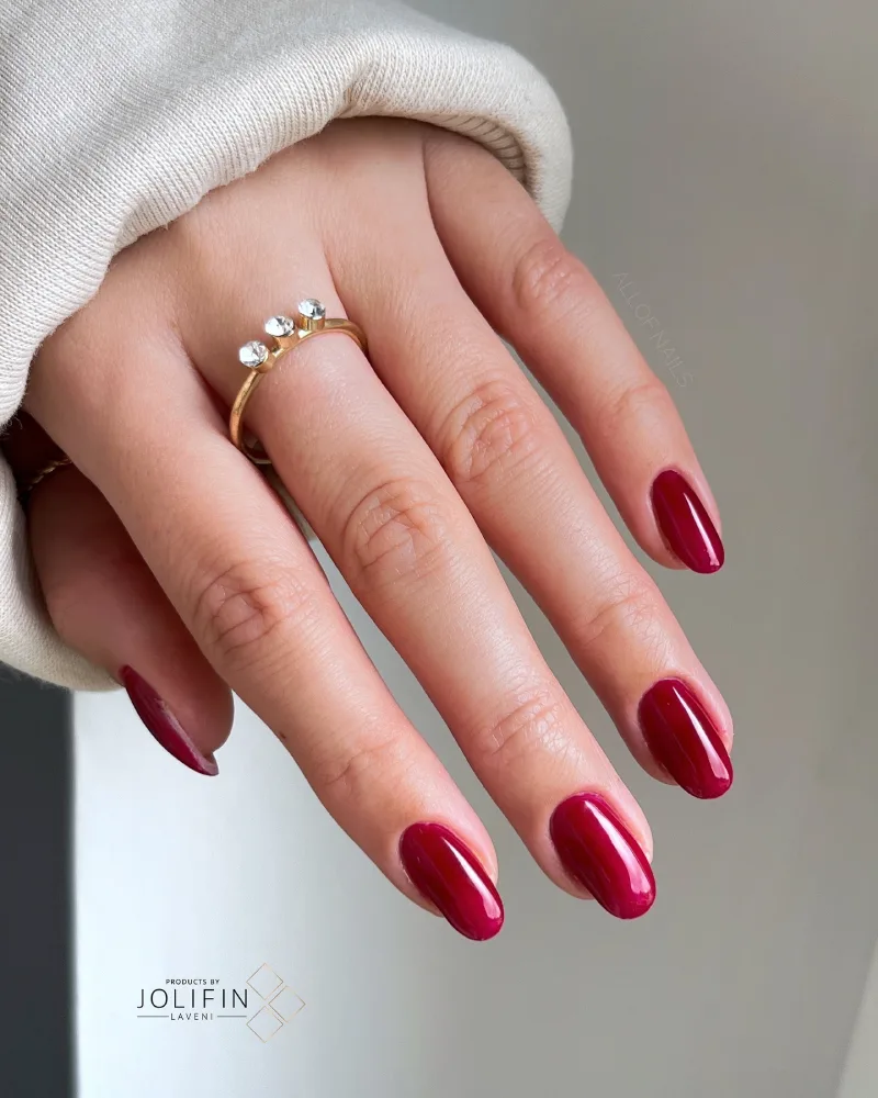 Red Nails