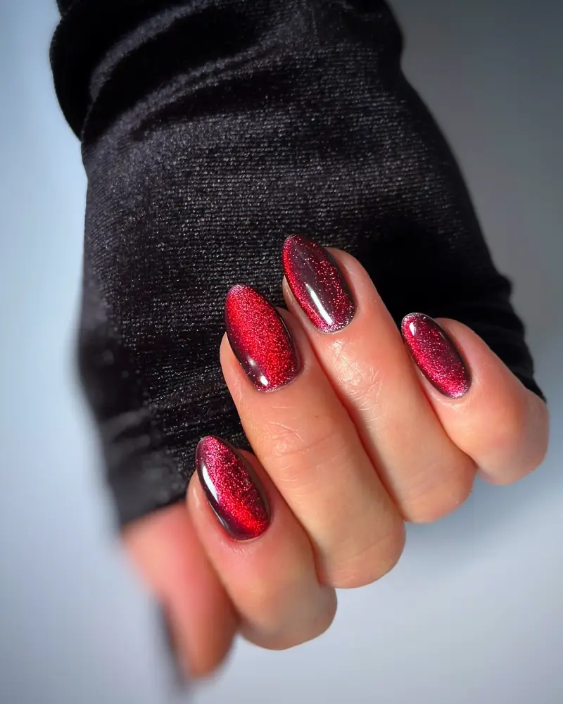 Red Nails