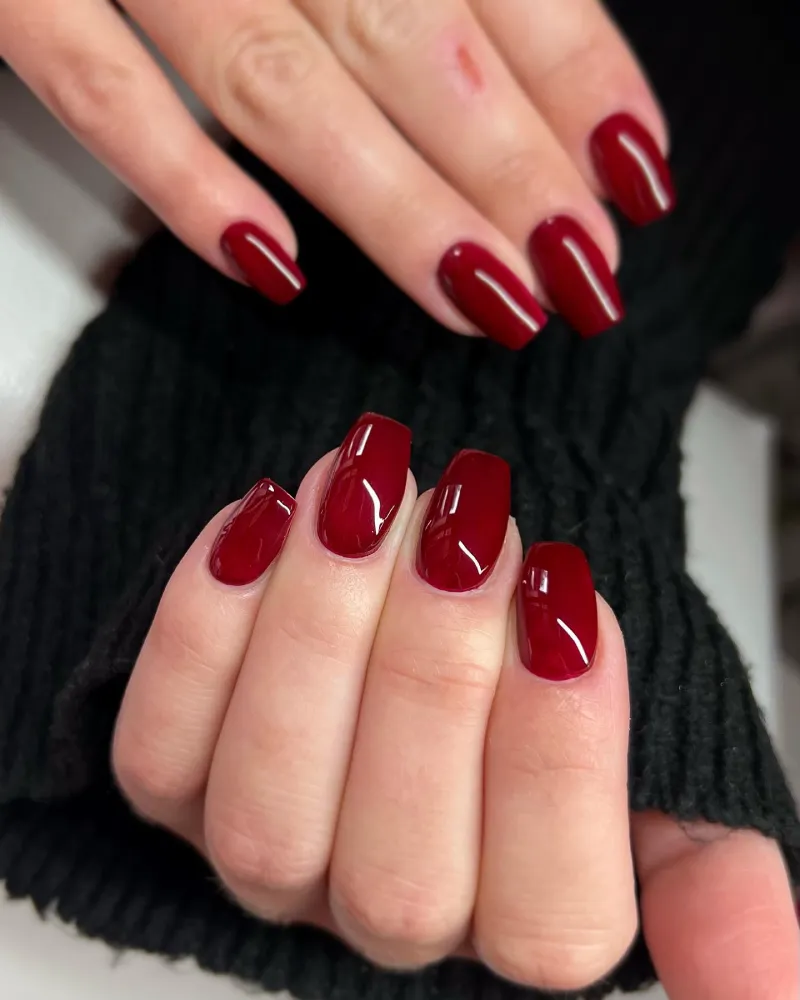 Red Nails