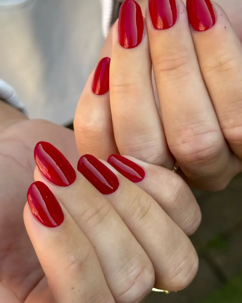 Red Nails