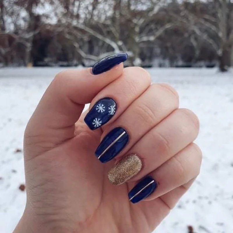 Snow Nail Ideas